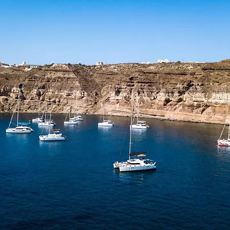 Apartment Black Bay Caves Akrotiri (Santorini)